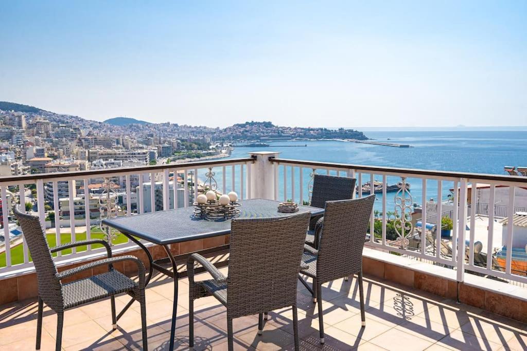 Finas Penthouse,Private Terrace,Great View,Mins From Sea Apartment Kavála Exterior photo